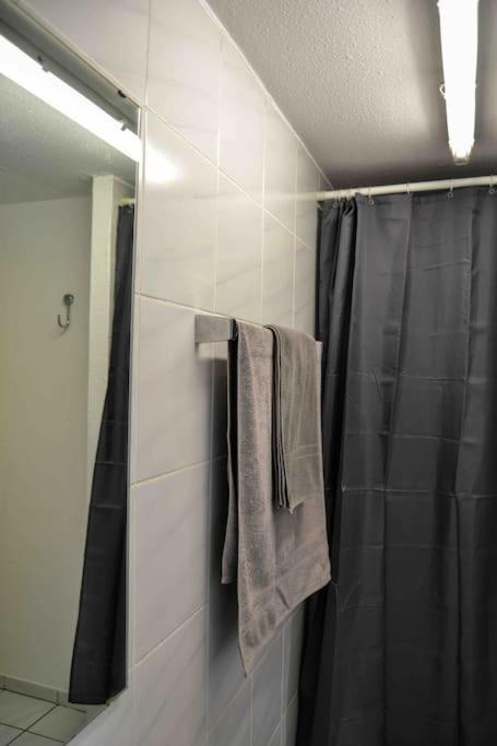 Schoene Dachgeschosswohnung Nahe Koeln Esterno foto